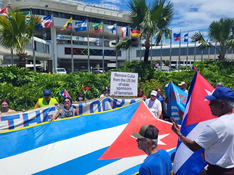 Puentes de Amor Cuba Caravan in Miami